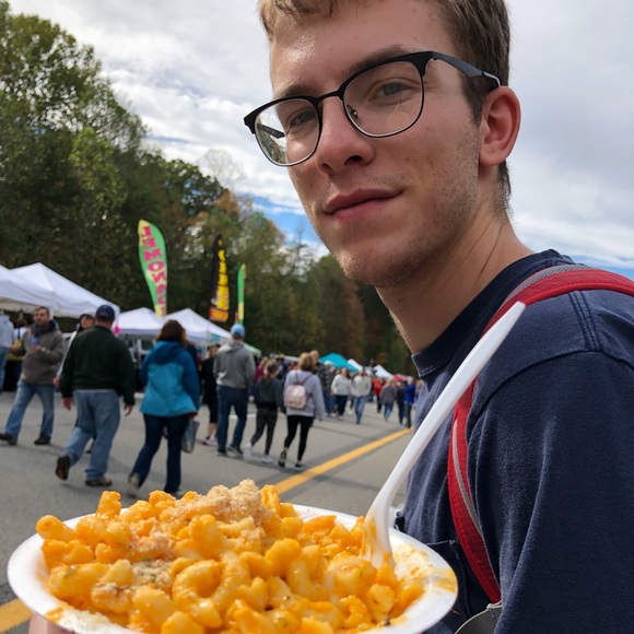 Meet your Posher, Ricky - Picture 1 of 1